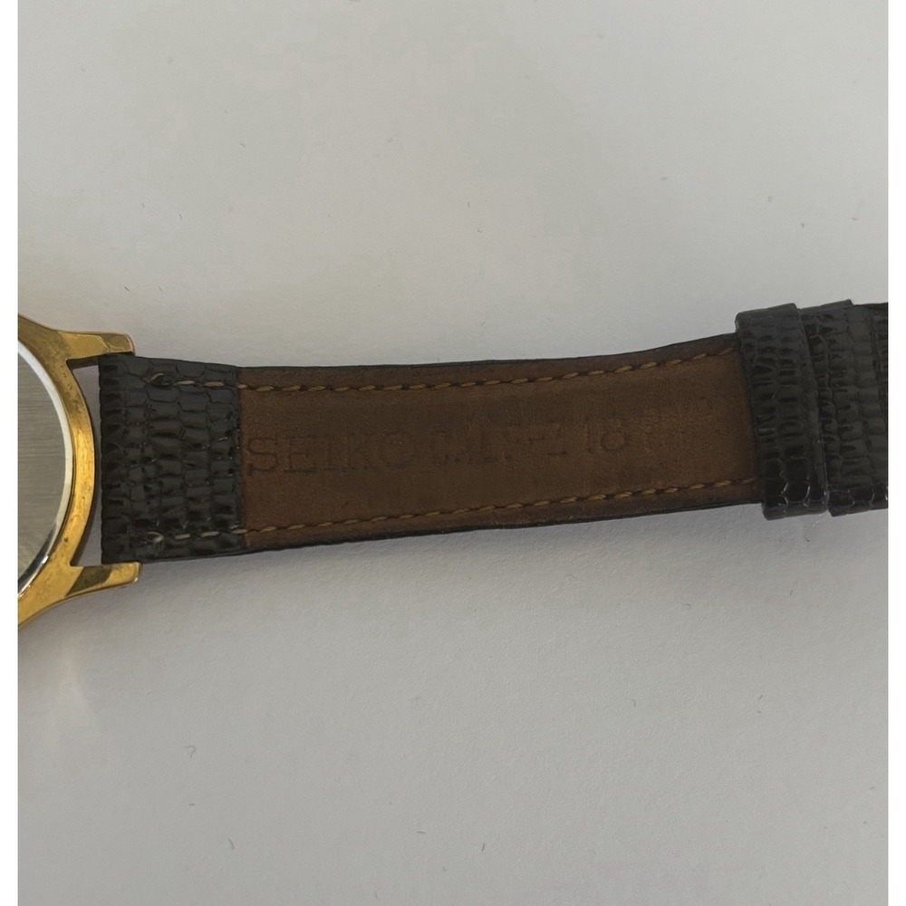 Vintage Seiko Mens Watch Gold Tone White Dial V700-8A10 Leather - Picture 8 of 8
